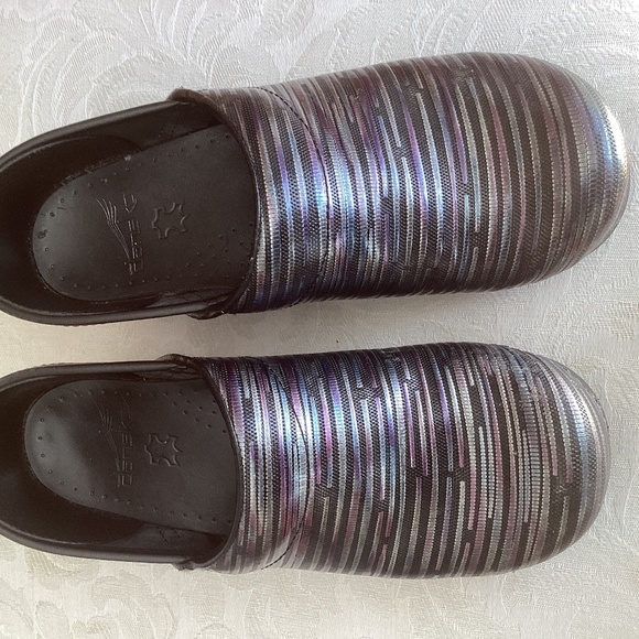 DANSKO Multicolor Iridescent Striped Clog size 36 or size 5.5 or 6 in US - Picture 11 of 12